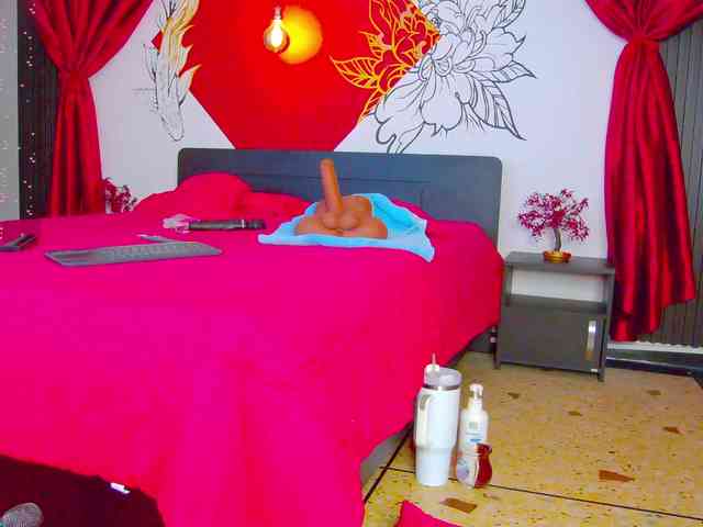 Lia-Avalonn webcam