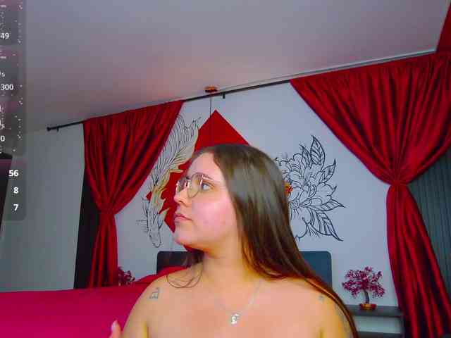 Lia-Avalonn webcam