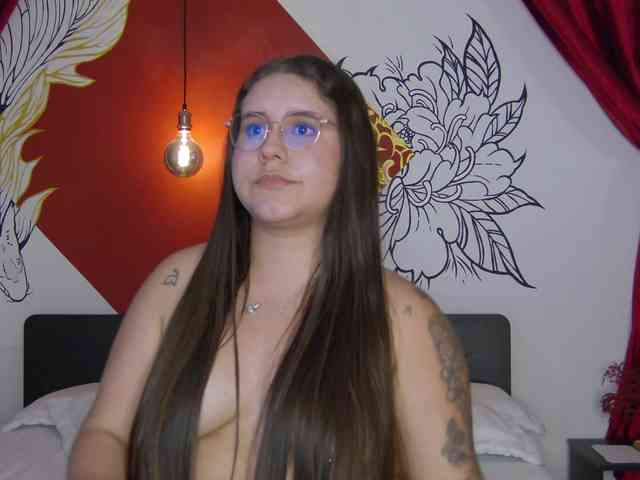 Lia-Avalonn - Girl 