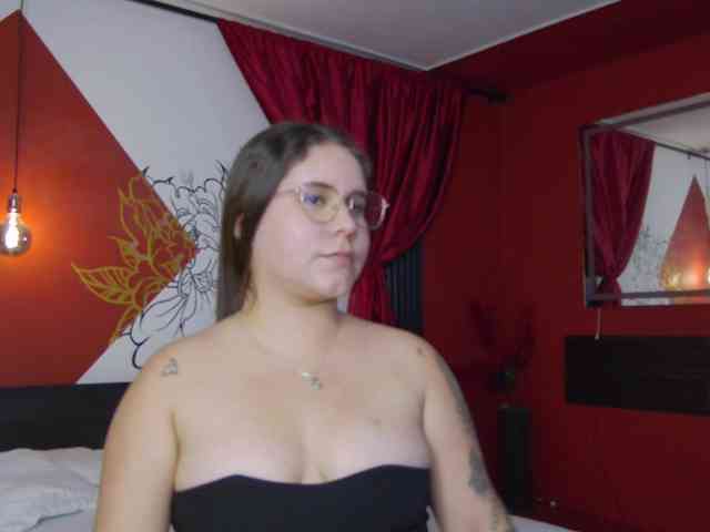 Lia-Avalonn's Sexcam