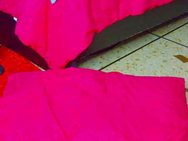 Lia-Avalonn webcam