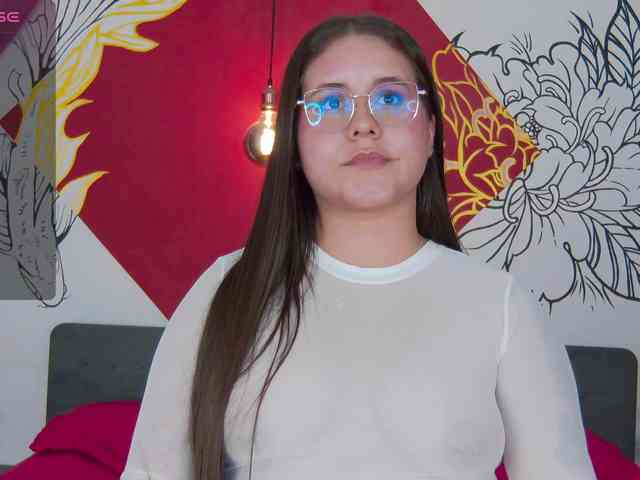 Lia-Avalonn webcam