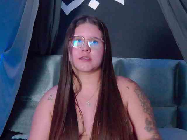 Lia-Avalonn webcam