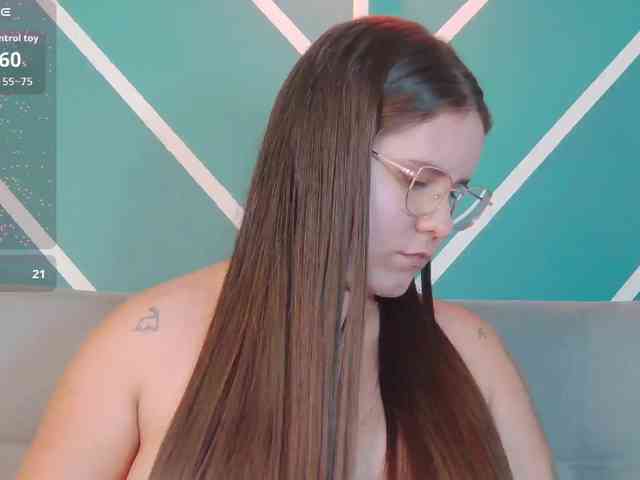 Lia-Avalonn webcam