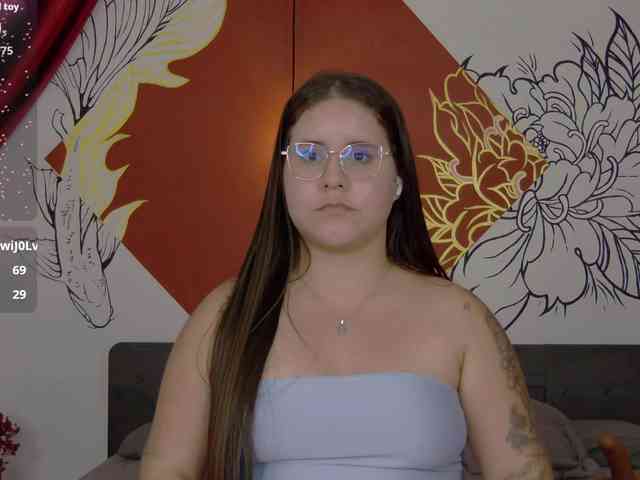 Lia-Avalonn webcam
