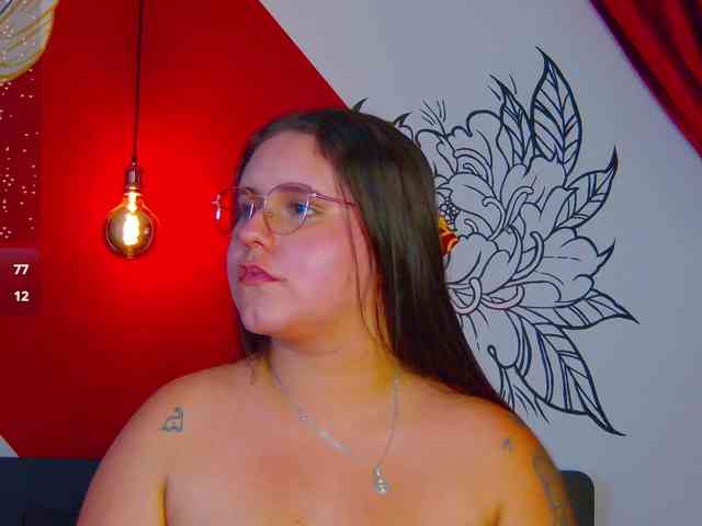 Lia-Avalonn webcam