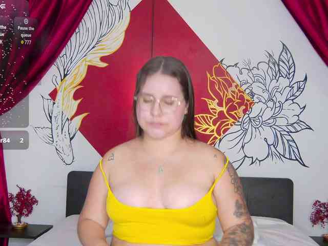 Lia-Avalonn webcam