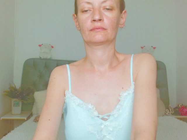 Anastasia-skyy live cam on BongaCams