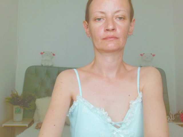 Anastasia-skyy live cam on BongaCams