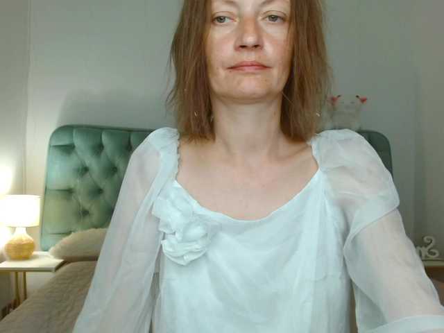 Anastasia-skyy live cam on BongaCams