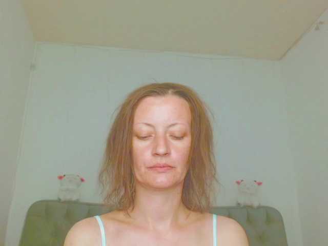 Anastasia-skyy live cam