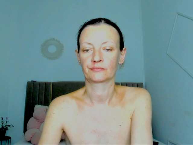 Anastasia-skyy live cam on BongaCams