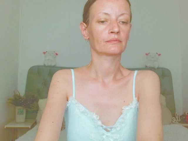 Anastasia-skyy live cam on BongaCams