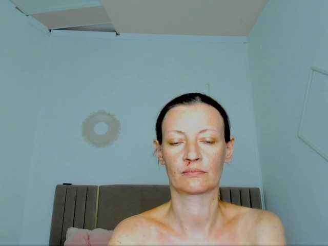 Anastasia-skyy live cam on BongaCams
