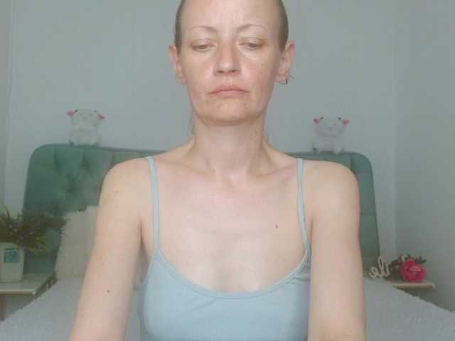 Anastasia-skyy live cam on BongaCams