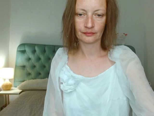 Anastasia-skyy live cam on BongaCams