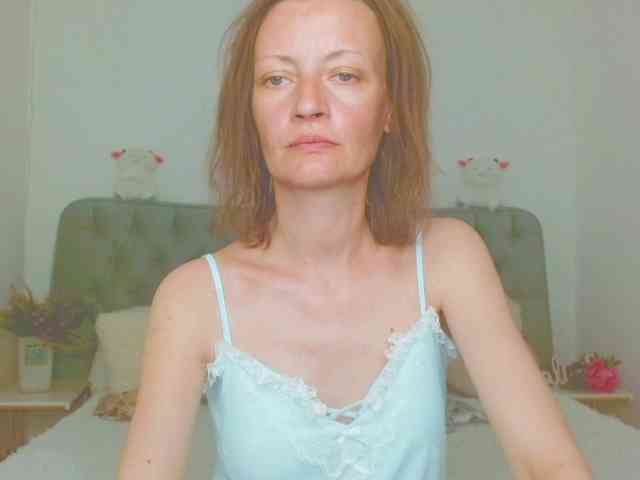 Anastasia-skyy webcam