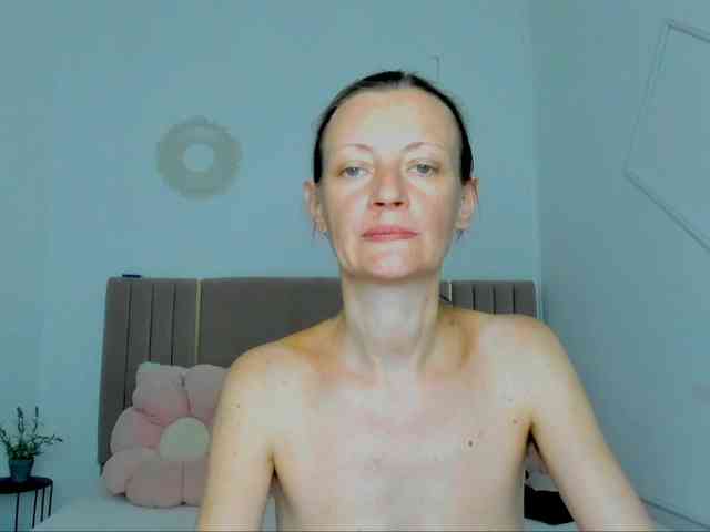 Anastasia-skyy webcam