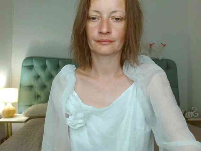 Anastasia-skyy webcam