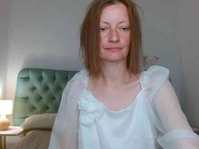 Anastasia-skyy webcam