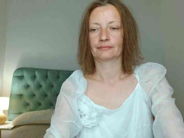 Anastasia-skyy webcam