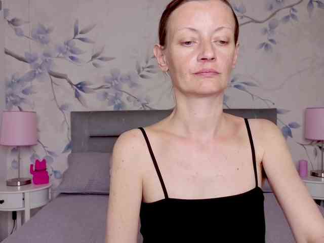 Anastasia-skyy webcam