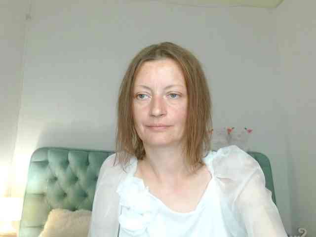 Anastasia-skyy webcam