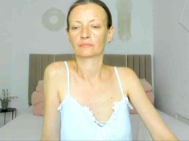 Anastasia-skyy webcam