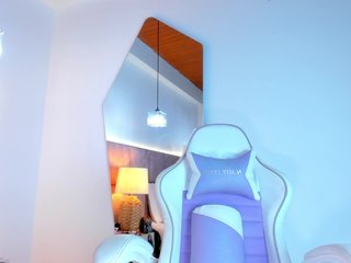JuliaSantos Porn Show