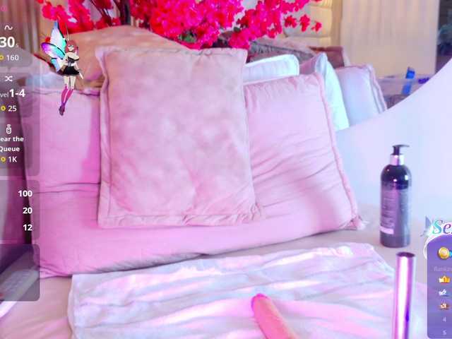 JuliaSantos live cam on BongaCams