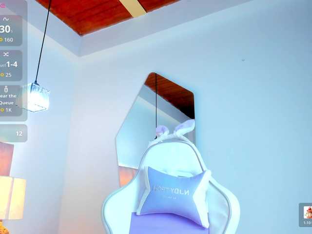 JuliaSantos live cam on BongaCams