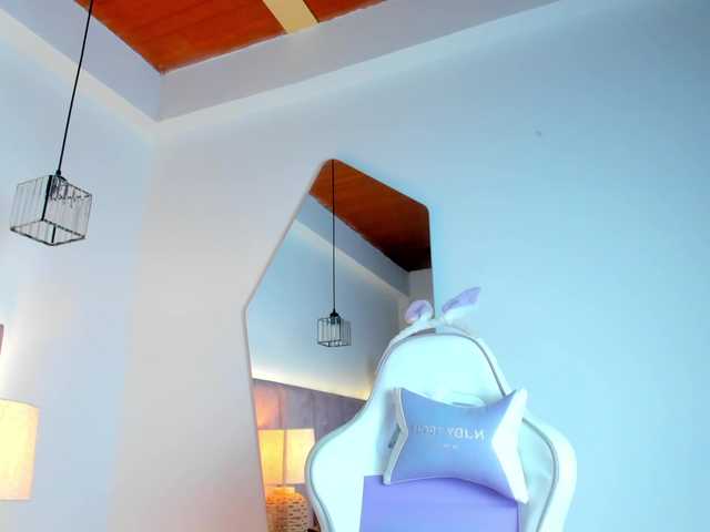 JuliaSantos live cam on BongaCams