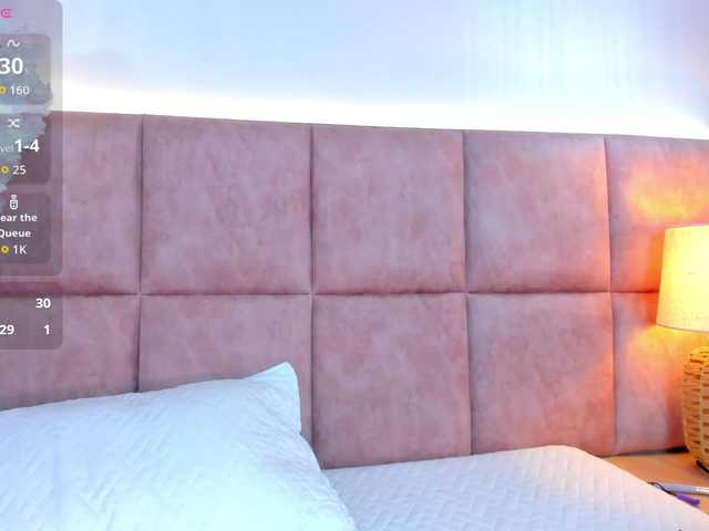 JuliaSantos live cam on BongaCams