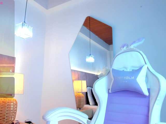 JuliaSantos live cam on BongaCams