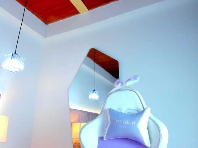 JuliaSantos live cam on BongaCams