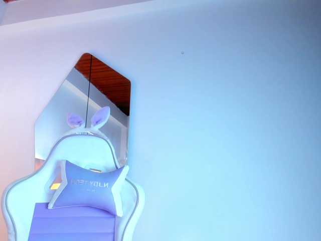 JuliaSantos live cam on BongaCams