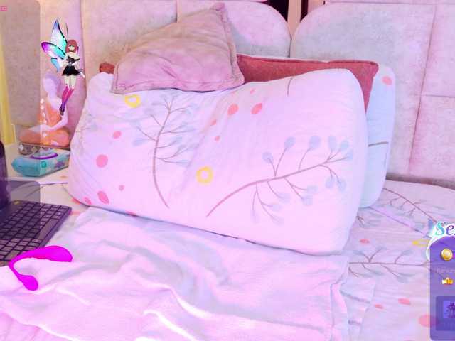 JuliaSantos live cam on BongaCams