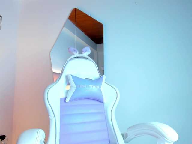JuliaSantos live cam on BongaCams