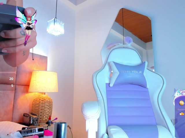 JuliaSantos live cam on BongaCams