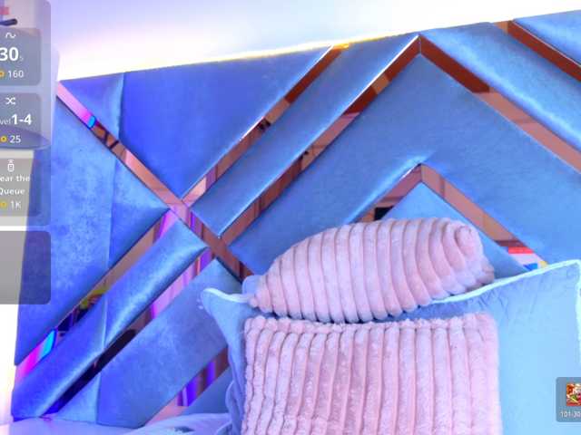 JuliaSantos live cam on BongaCams