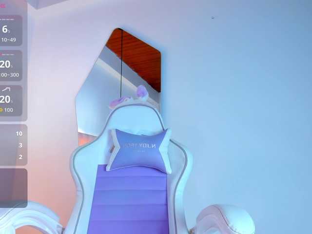 JuliaSantos live cam on BongaCams