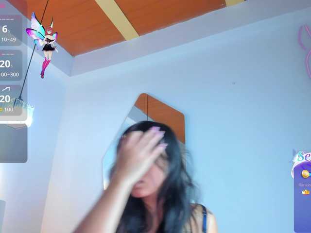 JuliaSantos live cam on BongaCams