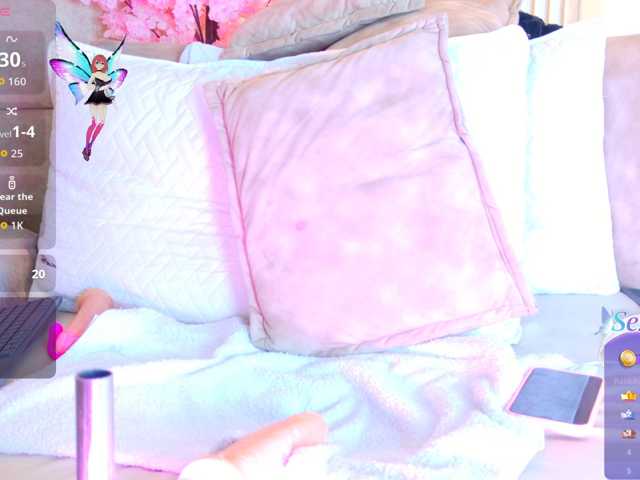 JuliaSantos live cam on BongaCams