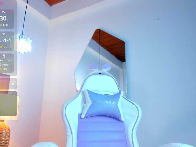 JuliaSantos live cam on BongaCams
