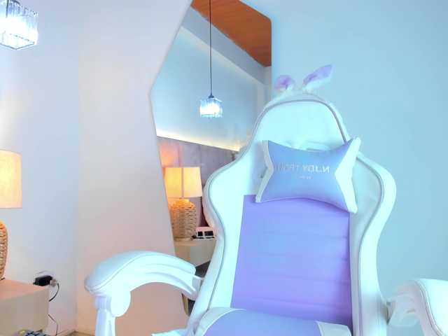 JuliaSantos live cam on BongaCams