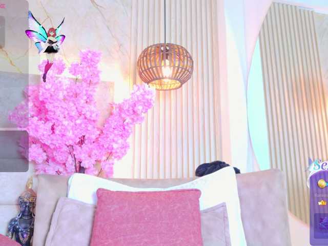 JuliaSantos live cam on BongaCams