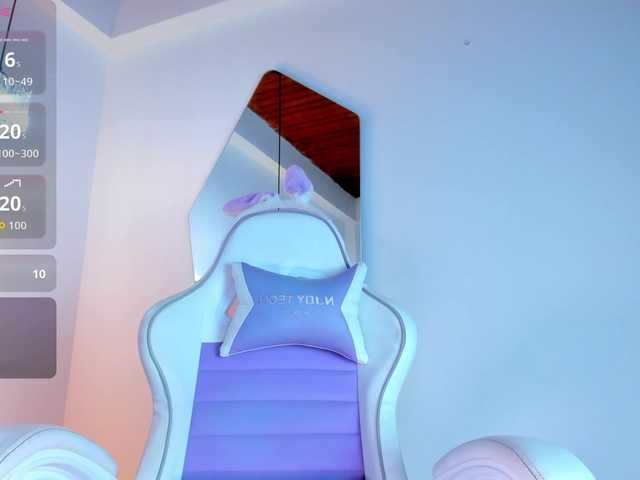 JuliaSantos live cam on BongaCams