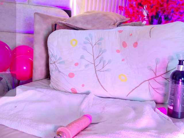 JuliaSantos live cam on BongaCams
