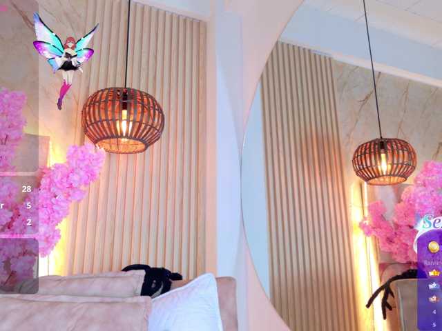 JuliaSantos live cam on BongaCams