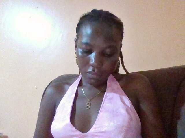 Dimplelaydy live cam on BongaCams